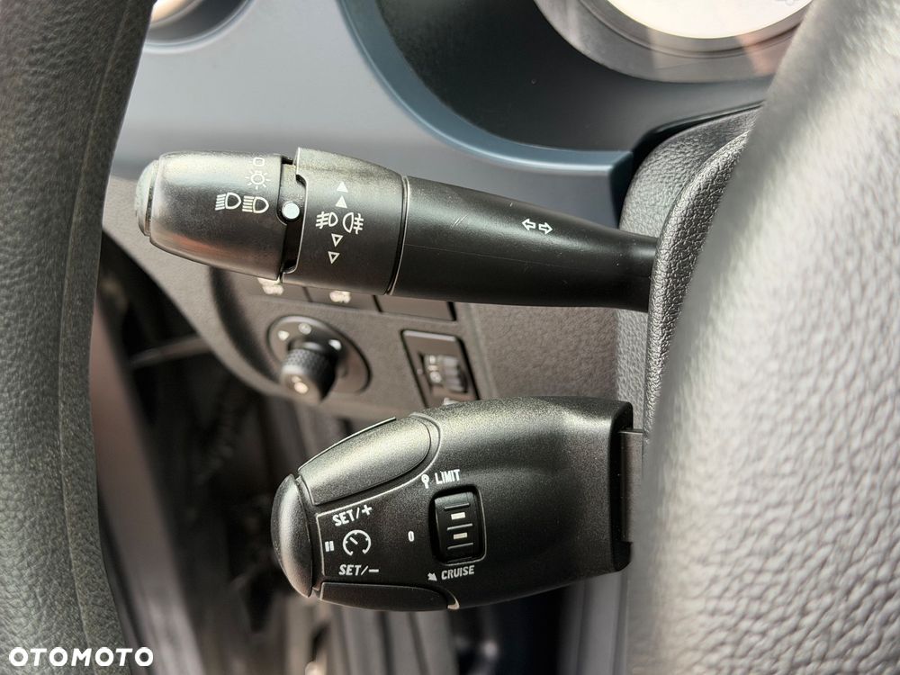 Peugeot Partner 1.6 HDi Outdoor - 25