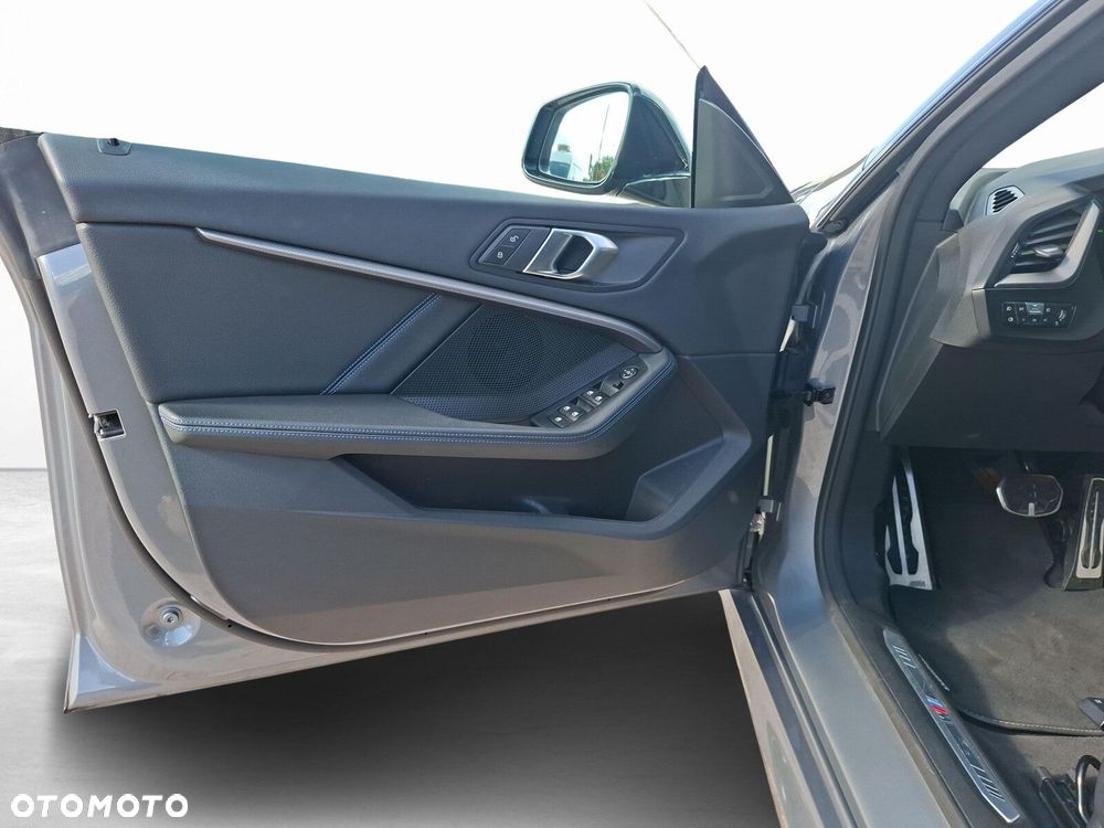 BMW Seria 2 218i M Sport - 12