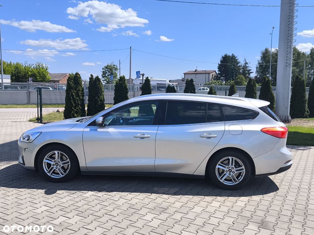 Ford Focus - 1