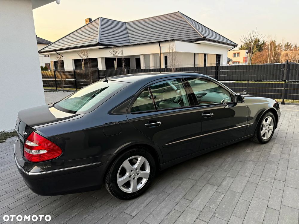 Mercedes-Benz Klasa E 220 CDI Automatik Elegance - 30
