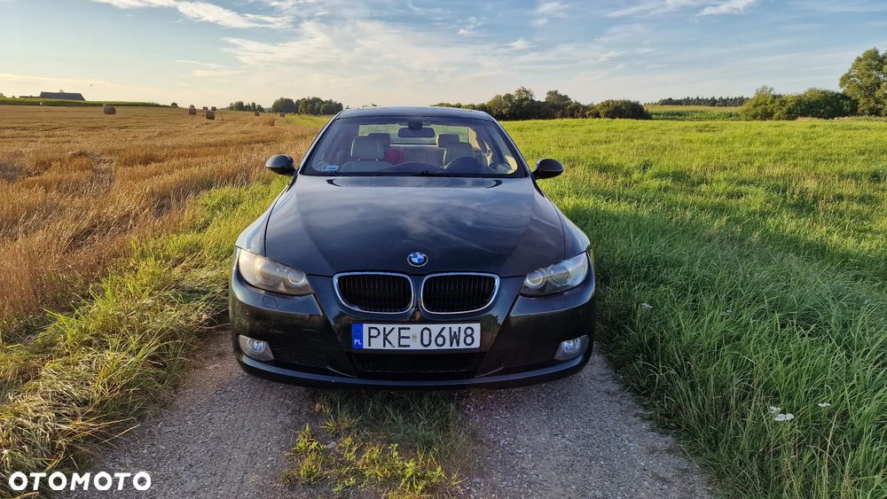 BMW Seria 3 330xi - 11