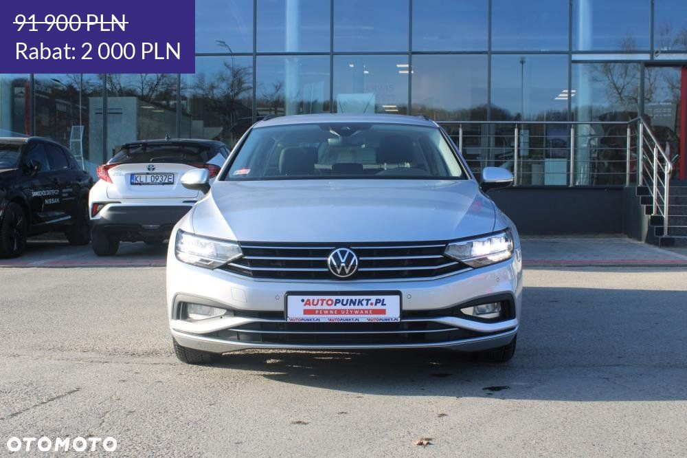 Volkswagen Passat - 2