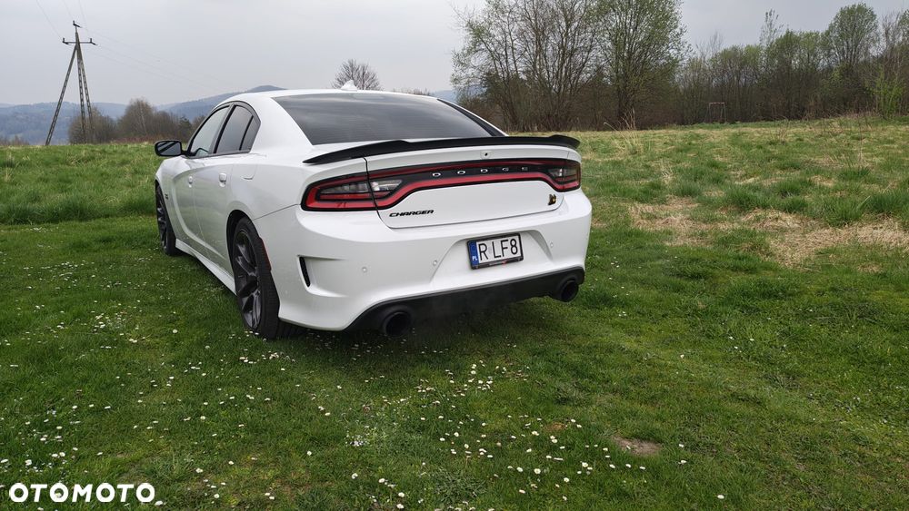 Dodge Charger 6.4 Scat Pack - 9