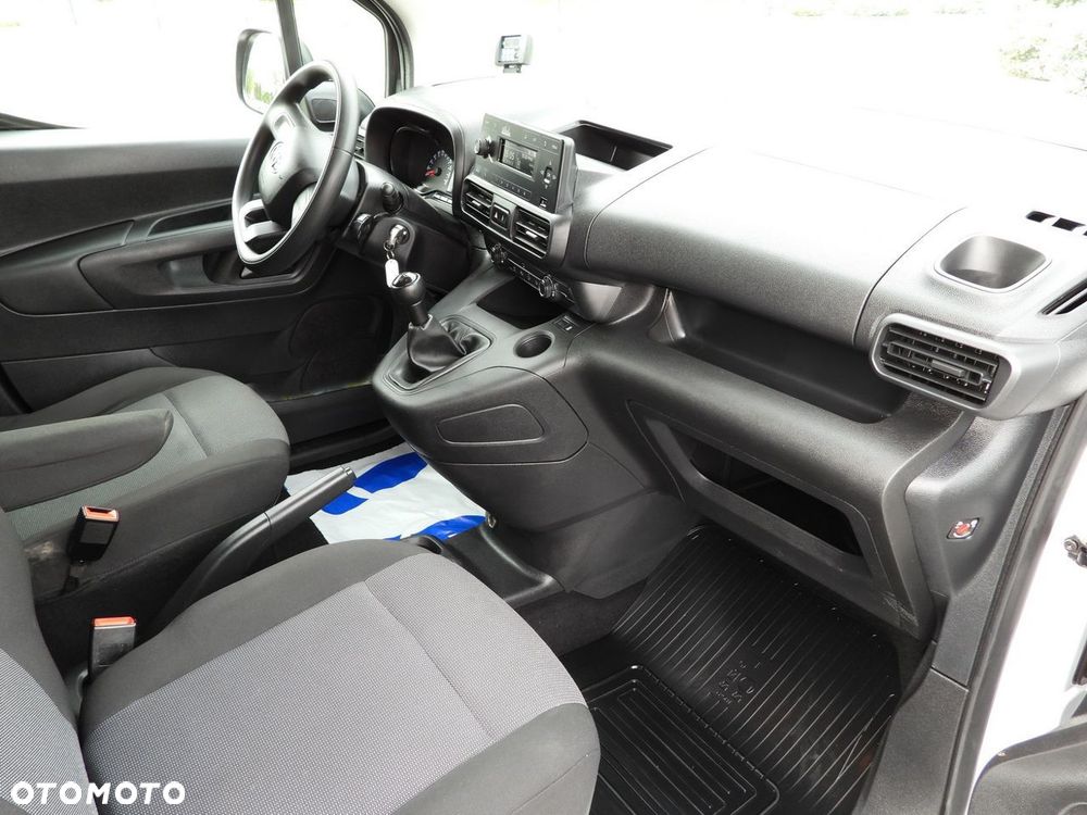 Toyota PROACE CITY FURGON CHŁODNIA  -15*C ZASILANIE 230V TEMPOMAT KLIMATYZACJA  100KM - 39