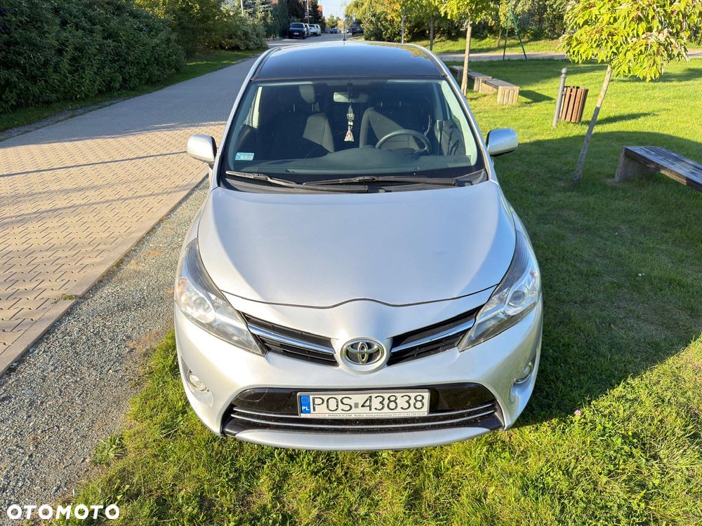 Toyota Verso 2.0 D-4D Sol plus - 23