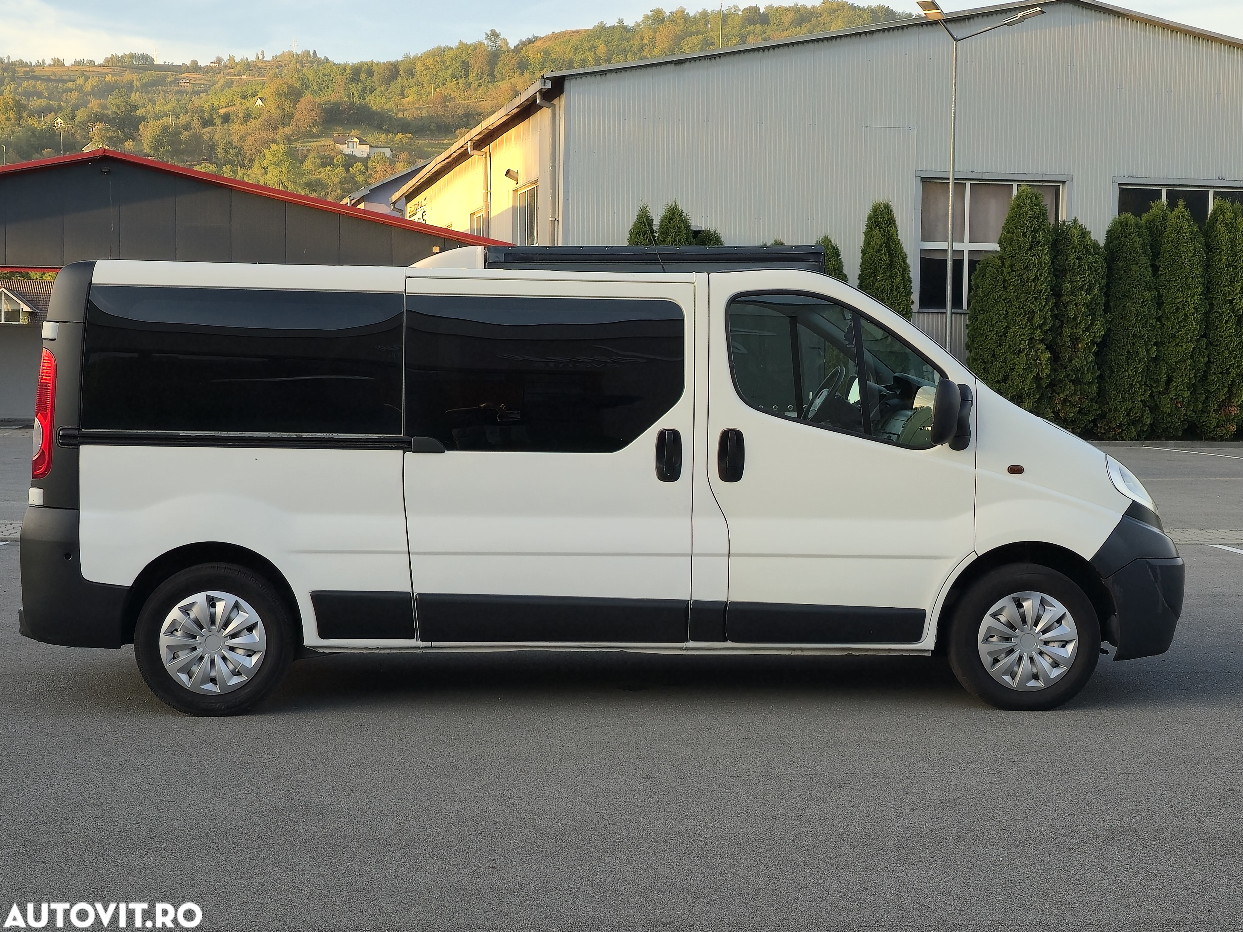 Opel Vivaro - 13