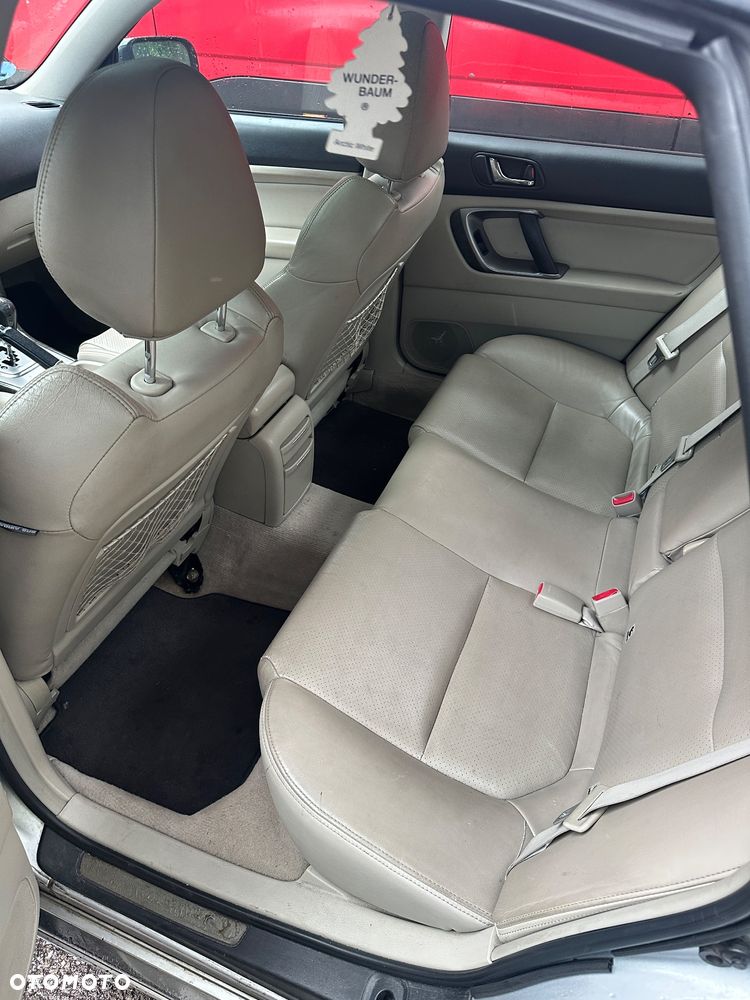 Subaru Legacy 3.0 H6 Spec B - 5