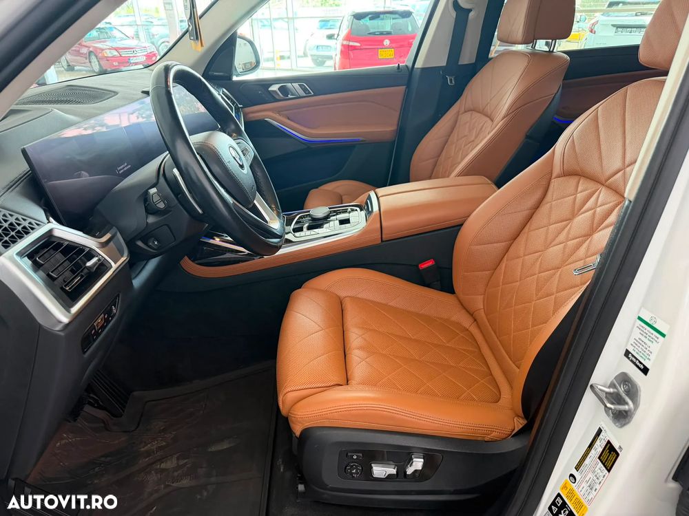 BMW X7 xDrive40i - 18
