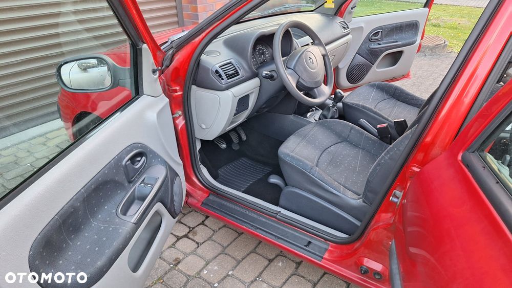 Renault Clio 1.2 Pack Authentique - 12