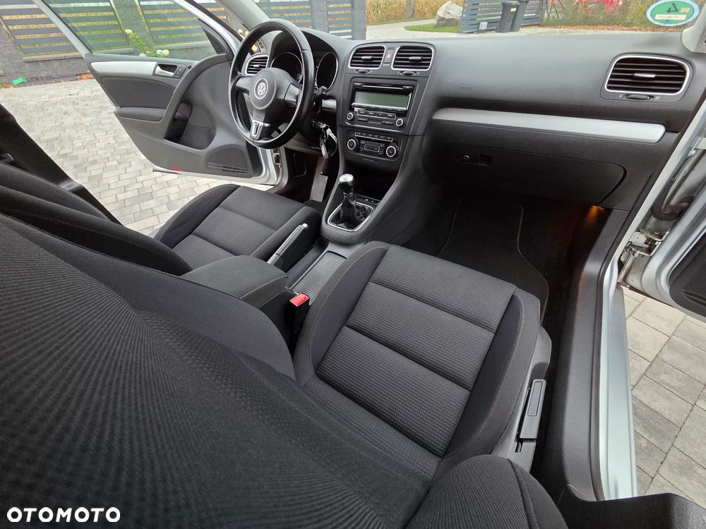 Volkswagen Golf - 19