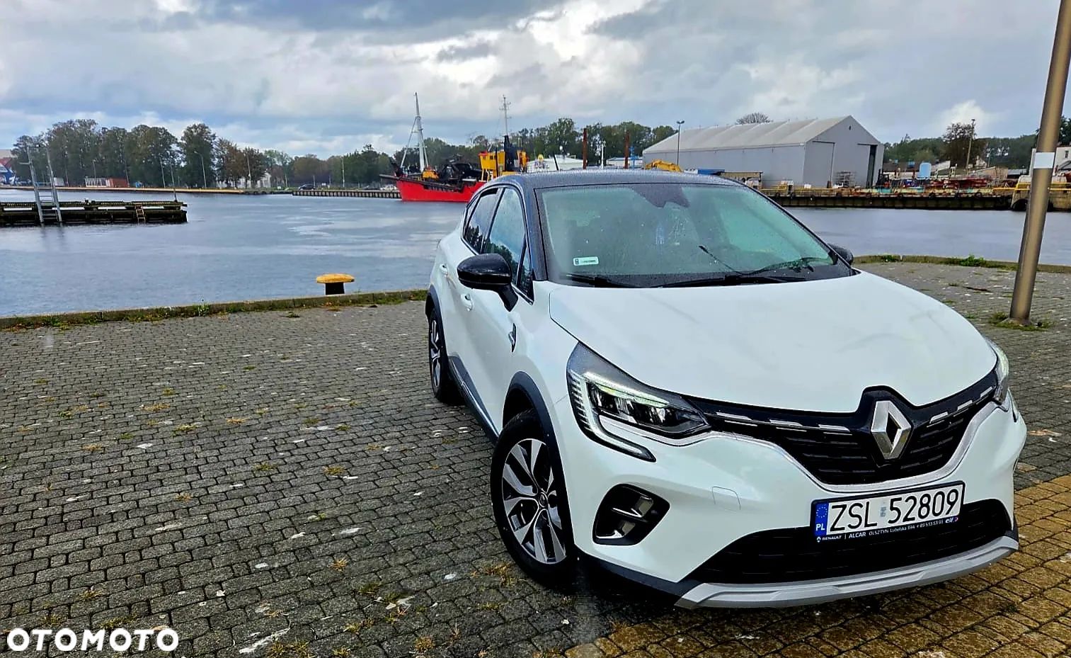 Renault Captur 1.3 TCe Intens EDC - 1