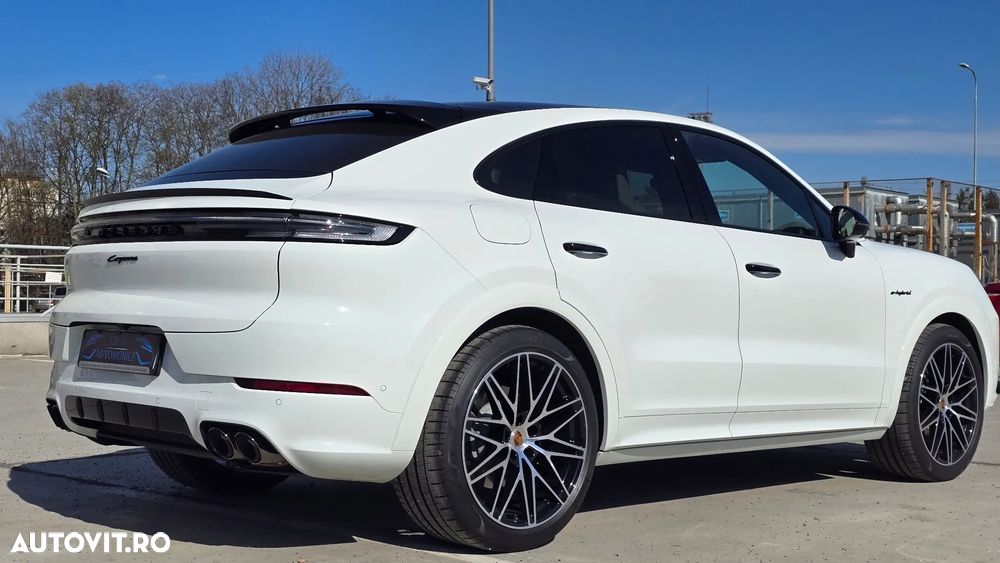 Porsche Cayenne S E-Hybrid Tiptronic S Black Edition - 4