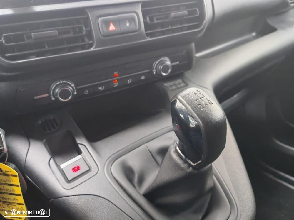 Peugeot Partner 1.5 BlueHDi - 17