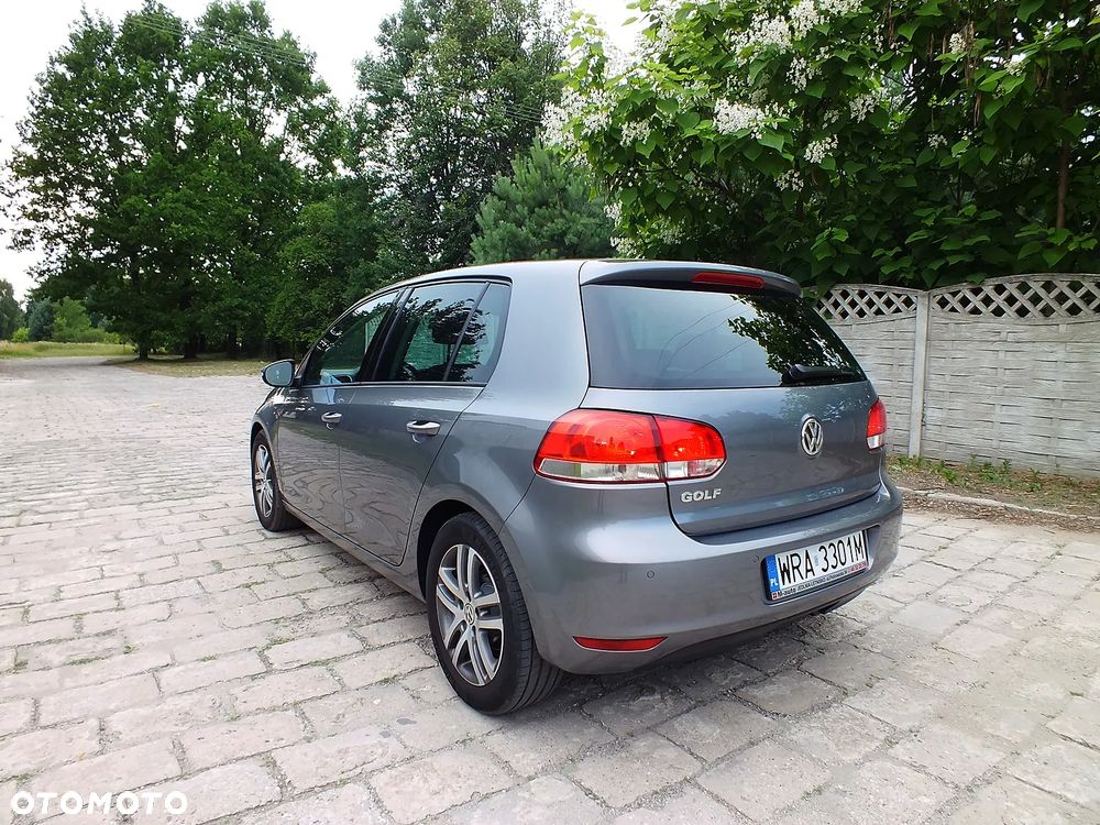 Volkswagen Golf 1.6 Q-Line - 11