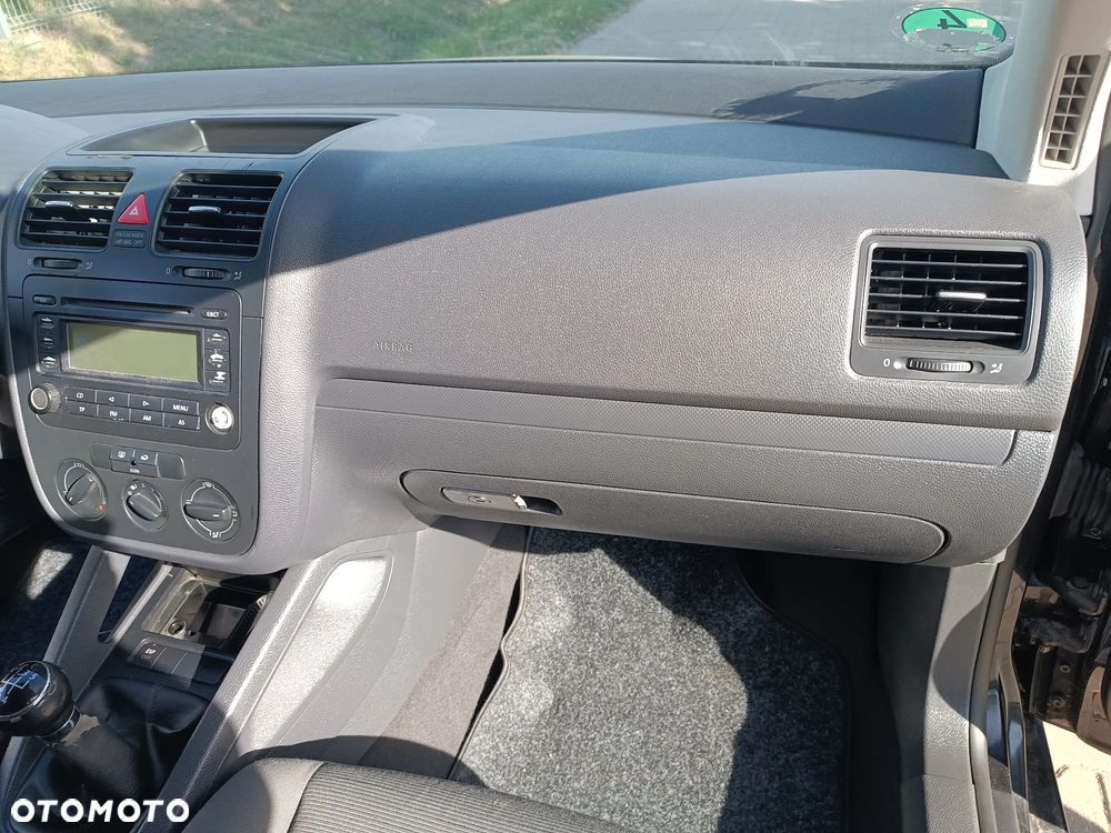 Volkswagen Golf - 12