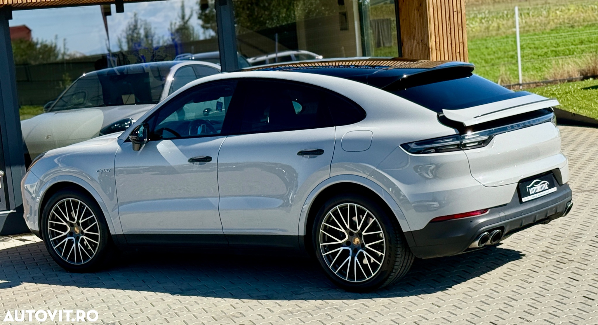 Porsche Cayenne Coupe E-Hybrid Tiptronic S Platinum Edition - 5