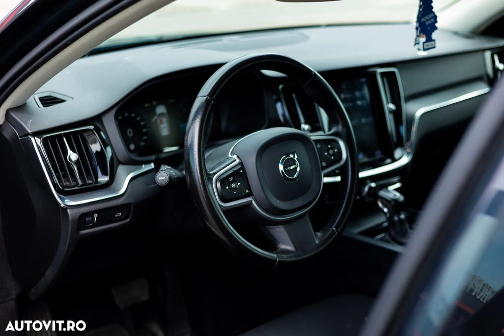 Volvo V60 D3 Geartronic Momentum Pro - 14