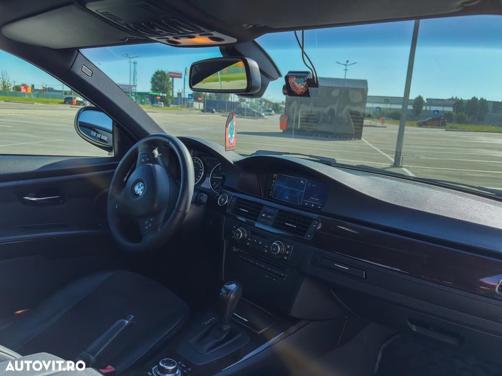 BMW Seria 3 320d - 6