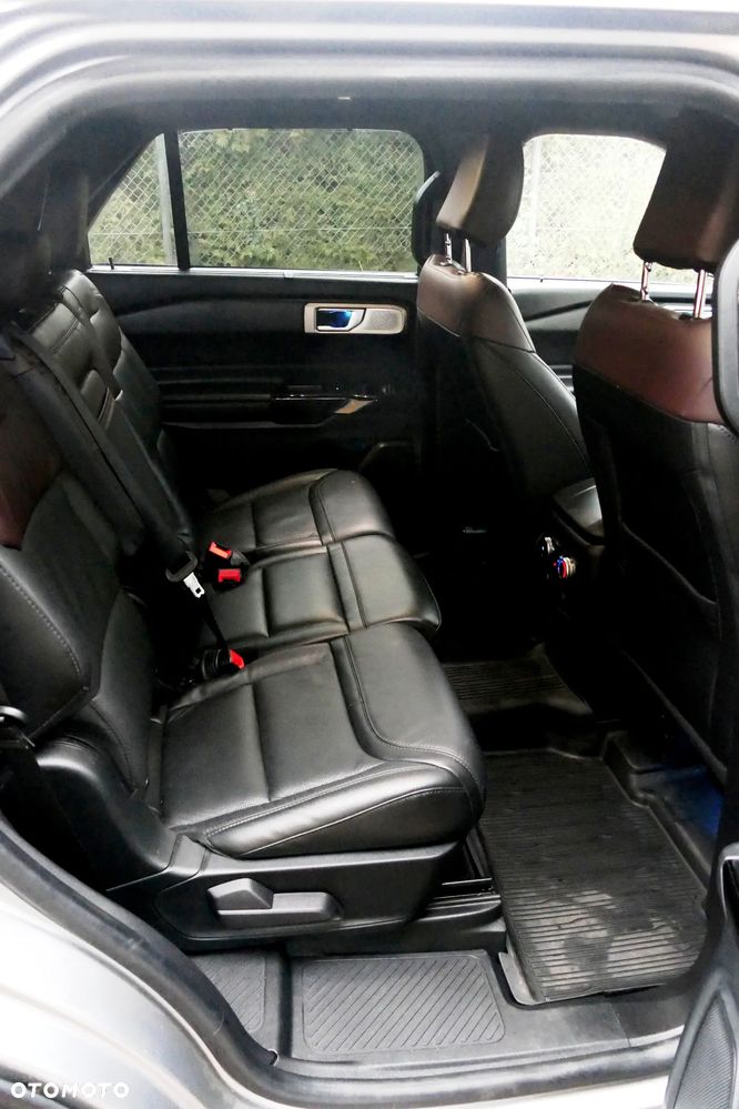 Ford Explorer 3.0 EcoBoost PHEV 4WD Platinum - 29