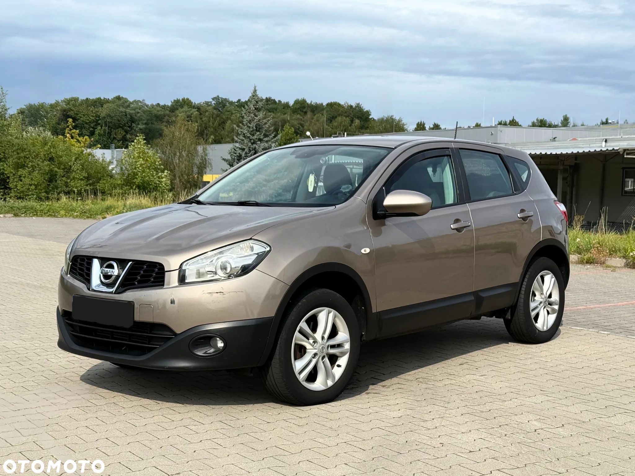 Nissan Qashqai - 1