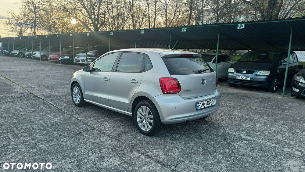 Volkswagen Polo 1.4 16V Trendline - 10