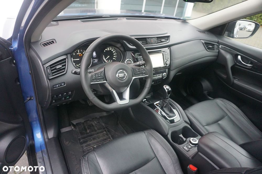 Nissan X-Trail 2.0 dCi Tekna 4WD Xtronic 7os - 18