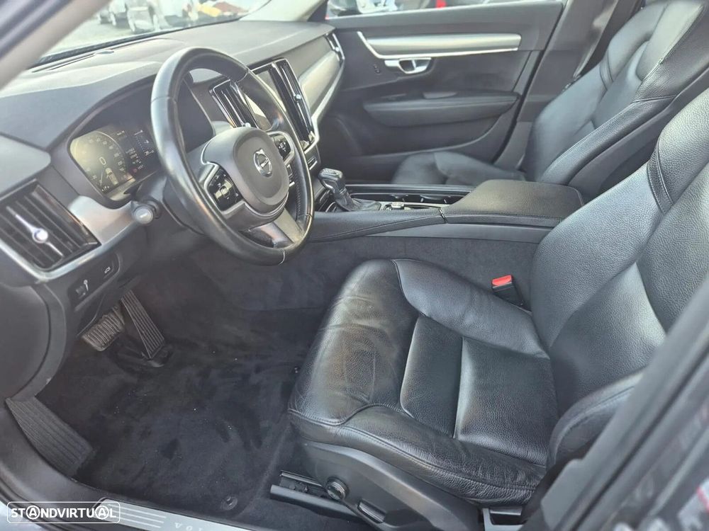 Volvo V90 2.0 D4 Momentum Plus Geartronic - 7