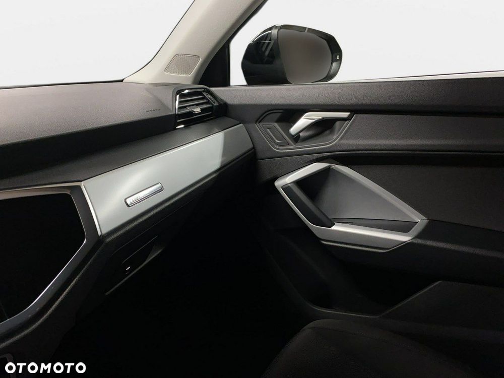 Audi Q3 - 36
