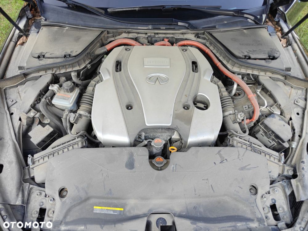 Infiniti Q50 Q50S Hybrid AWD - 9
