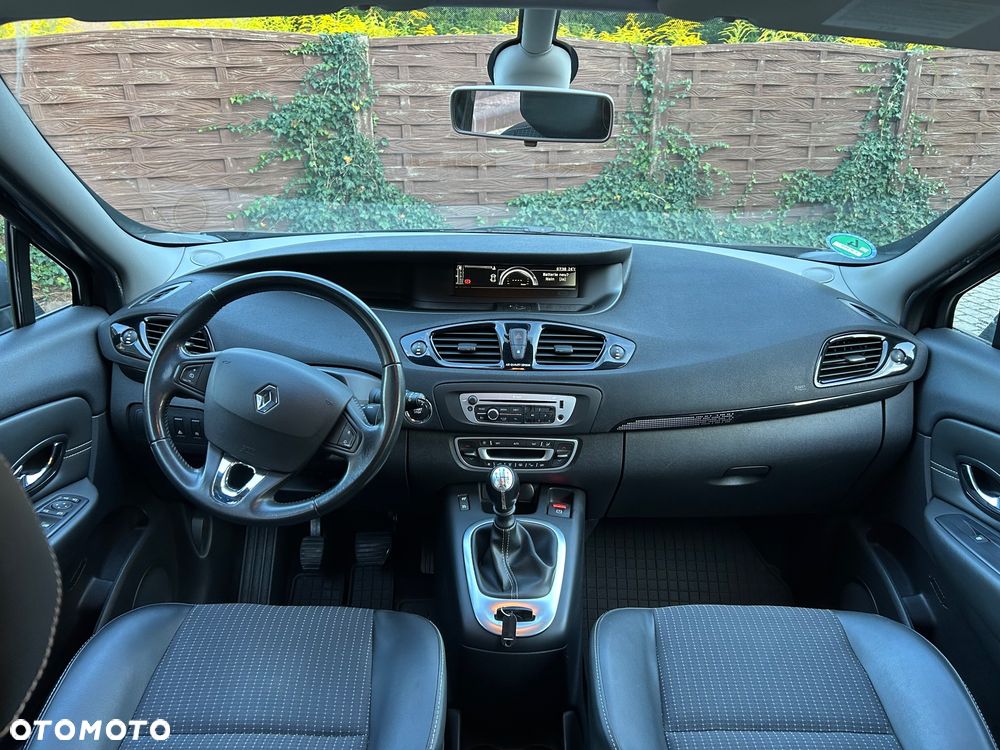 Renault Scenic - 22