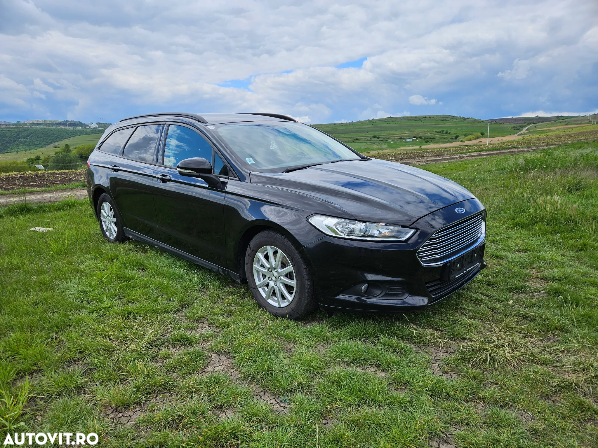 Ford Mondeo 1.6 TDCi Ambiente - 2