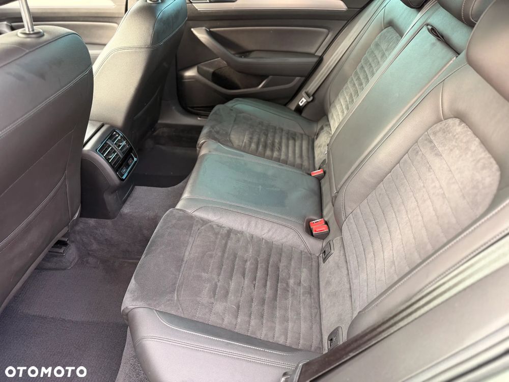 Volkswagen Passat 1.8 TSI BMT Highline DSG - 10