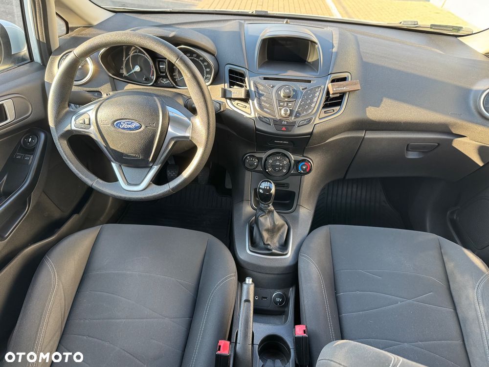 Ford Fiesta - 7