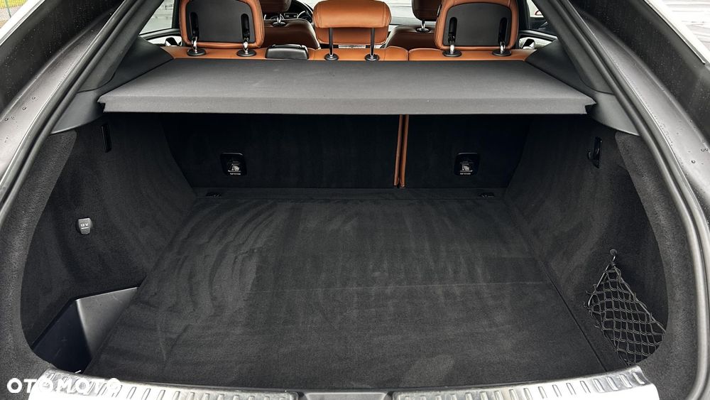 Mercedes-Benz GLE - 30