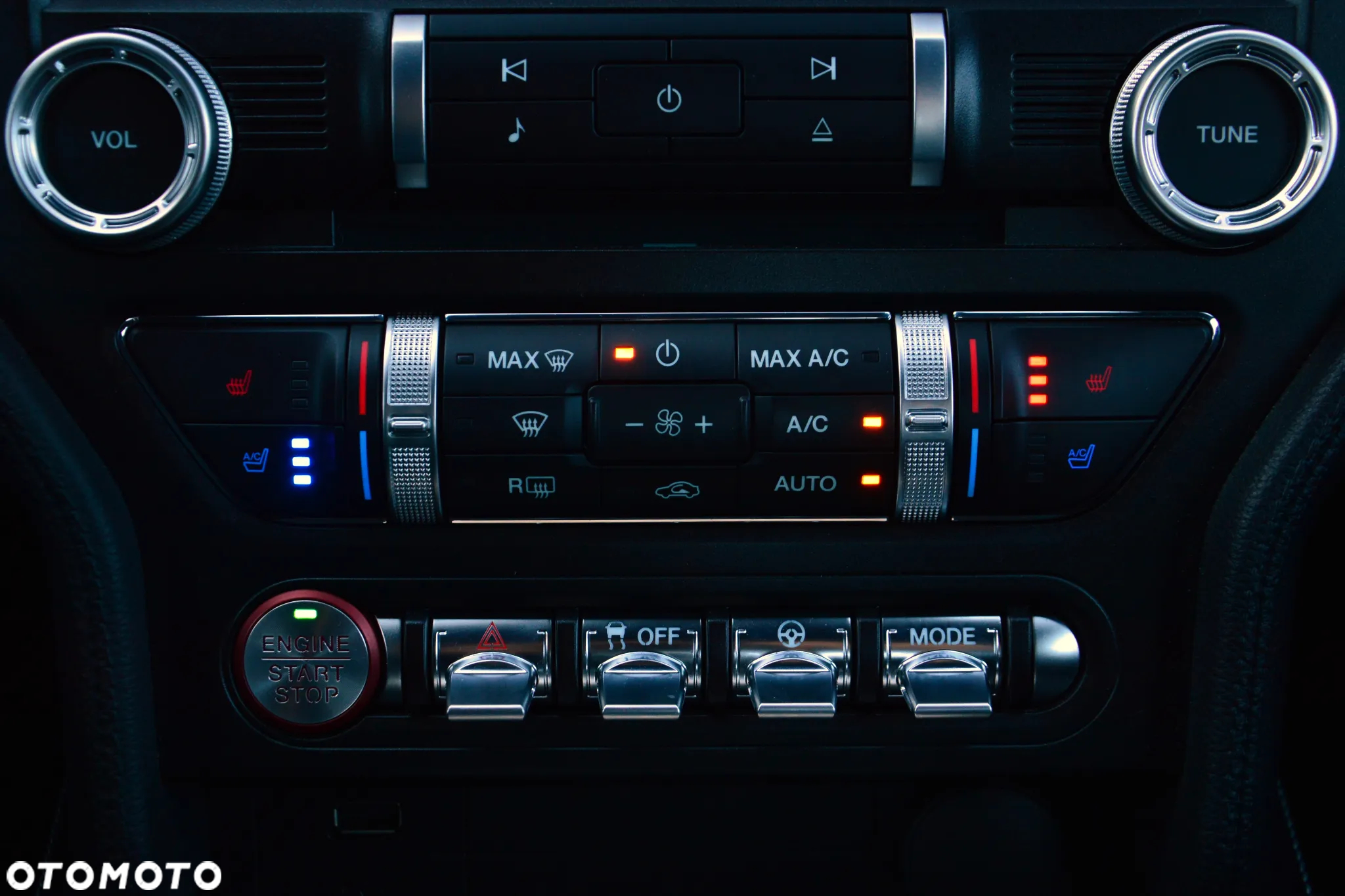 Ford Mustang 5.0 V8 GT - 33