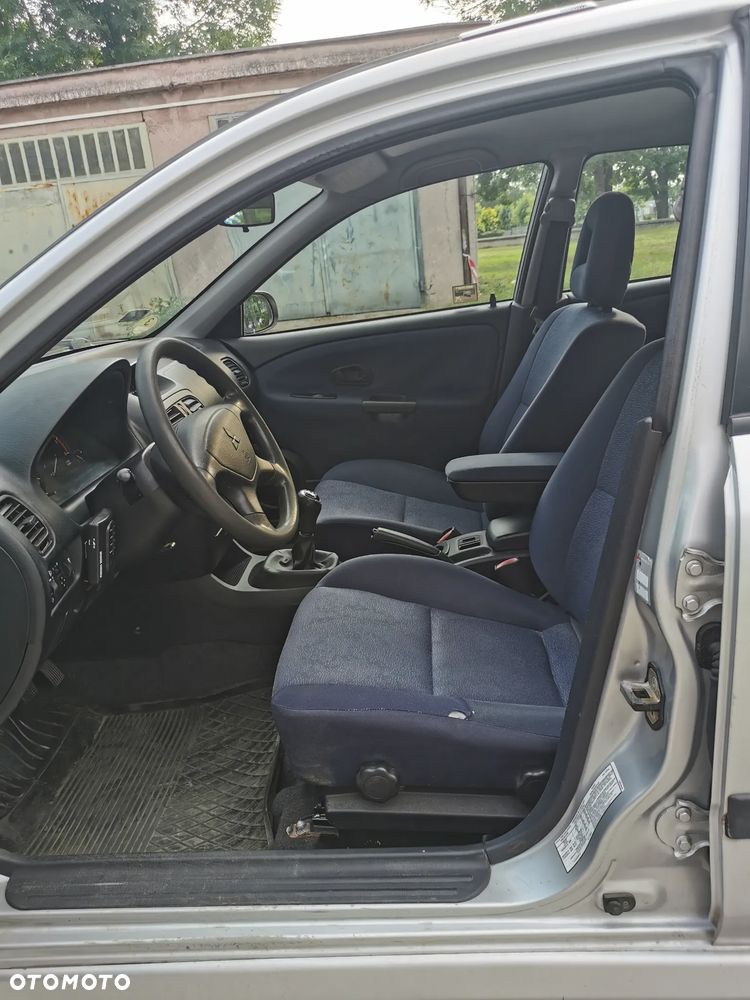 Mitsubishi Carisma 1.9 DI-D Comfort Plus - 8