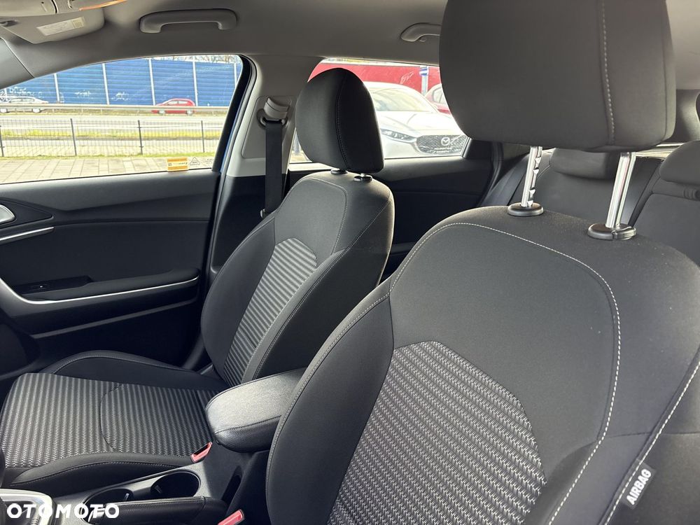 Kia Ceed 1.5 T-GDI M - 11
