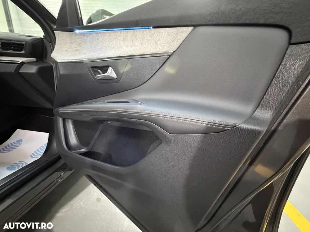 Peugeot 3008 225 e-EAT8 GT Pack - 16
