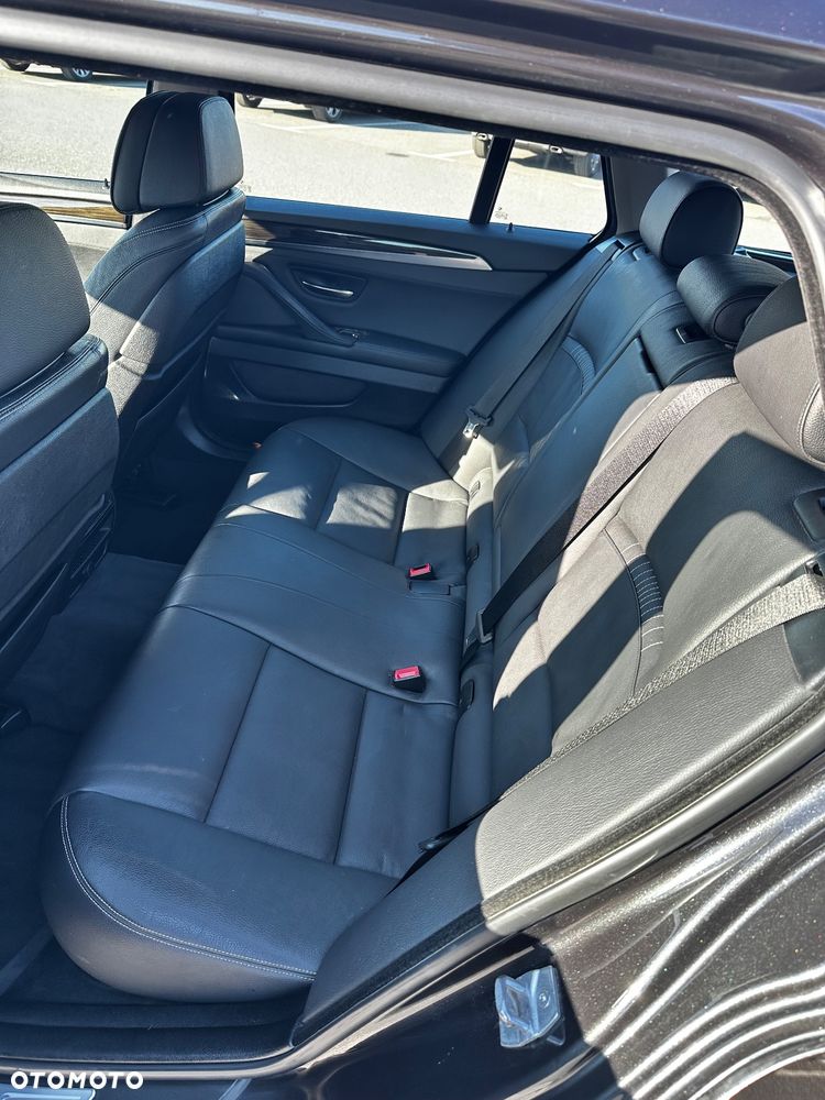 BMW Seria 5 520d Luxury Line - 31