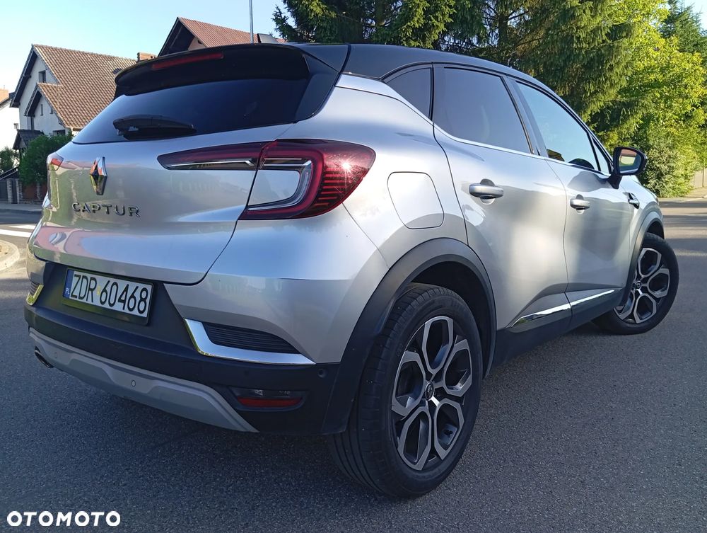 Renault Captur TCe 130 EDC GPF BUSINESS EDITION - 4
