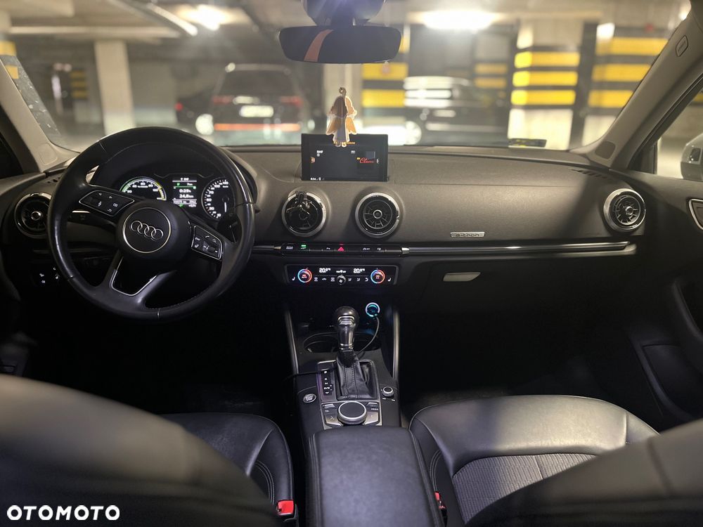 Audi A3 Sportback - 6