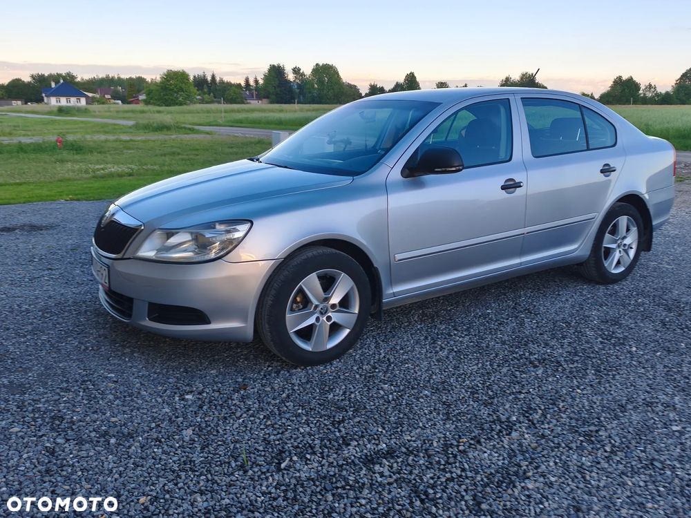 Skoda Octavia 1.6 Family Plus - 15