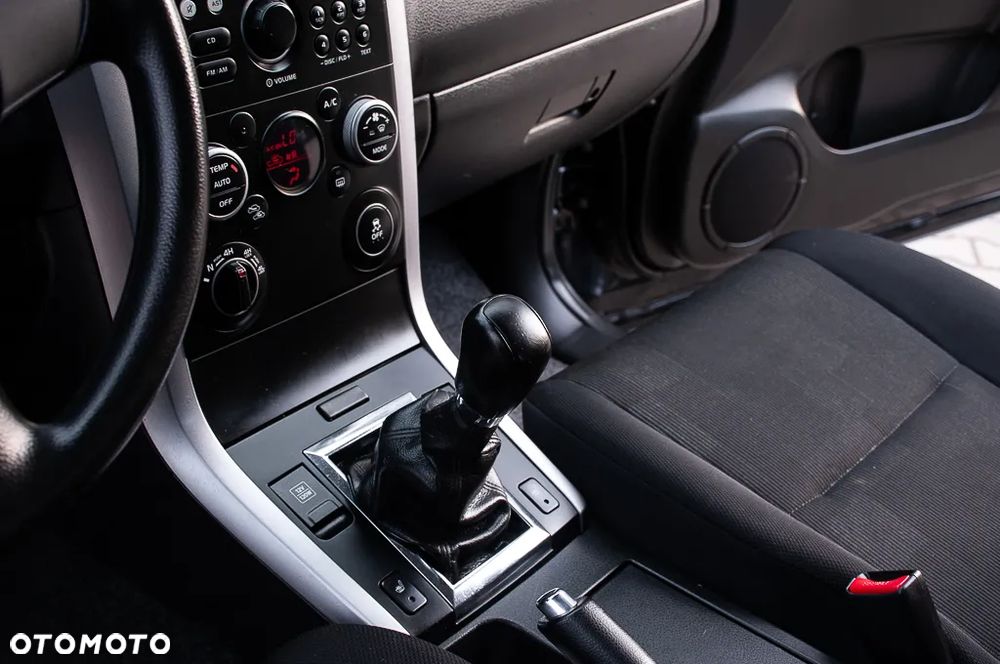 Suzuki Grand Vitara 2.4 Premium - 29