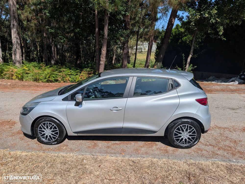 Renault Clio - 6