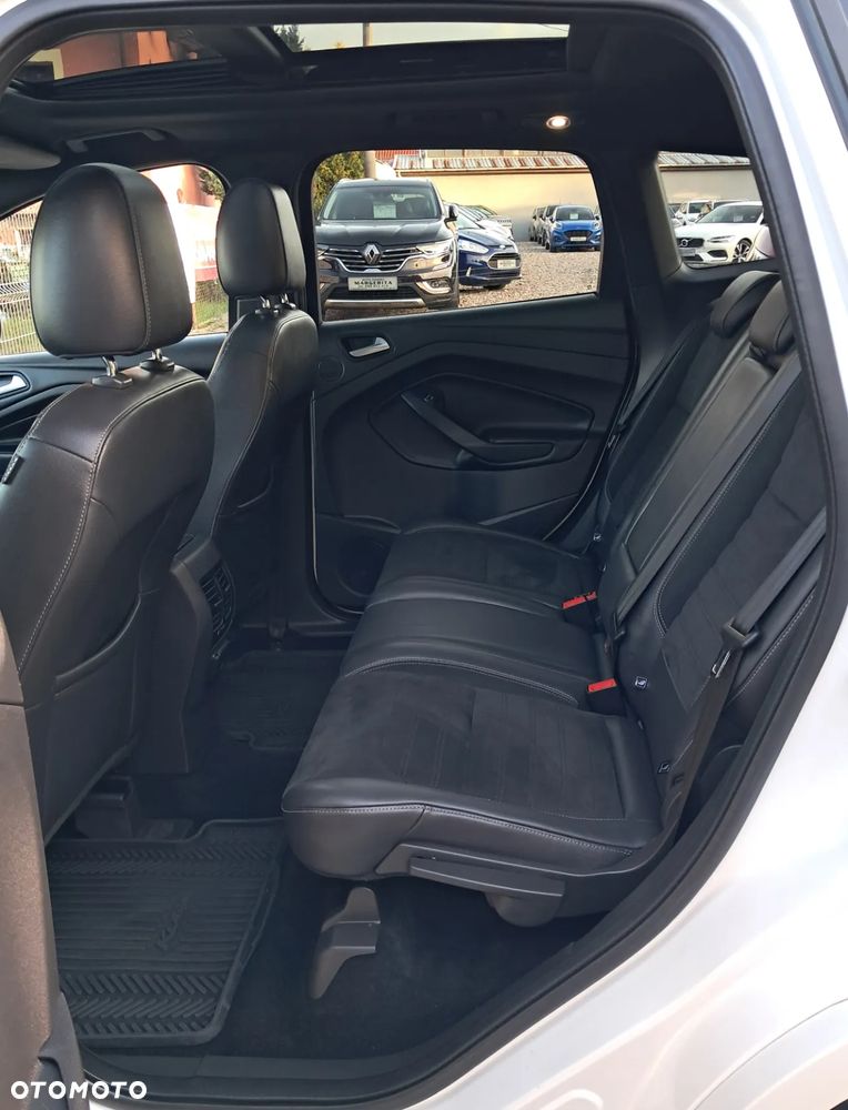 Ford Kuga 2.0 TDCi 4x4 ST-Line - 12