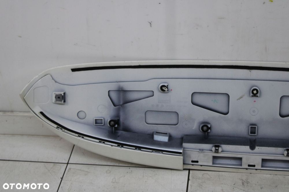 fiat 500l 12r- spoiler lotka klapy bagażnika - 6