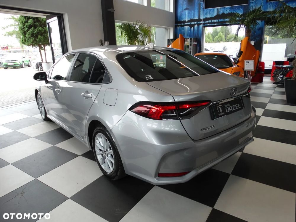 Toyota Corolla - 6