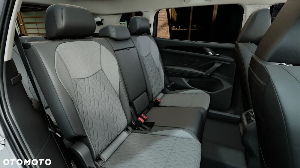 Volkswagen Tayron 1.5 eTSI mHEV Life Plus DSG - 13