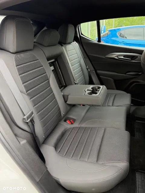Alfa Romeo Tonale 1.5 T4 GSE mHEV TI DCT - 18