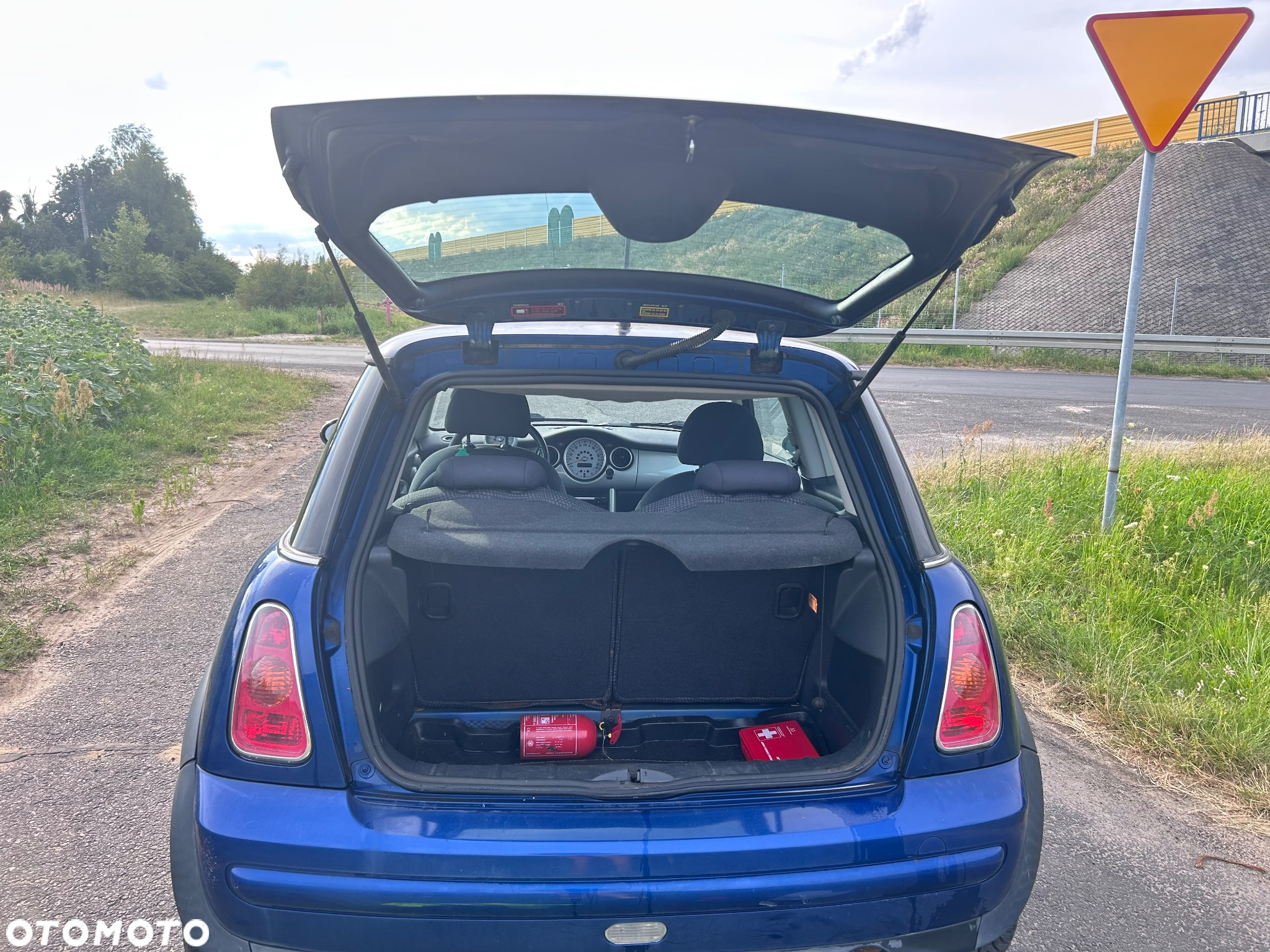 MINI ONE Standard - 4